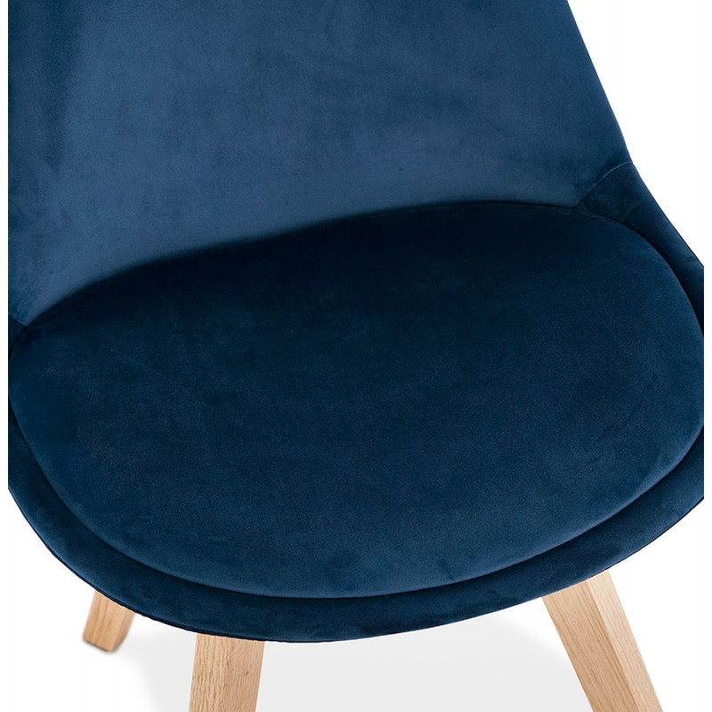 Chaise design scandinave en velours pieds couleur naturelle LEONORA (bleu) - image 47190