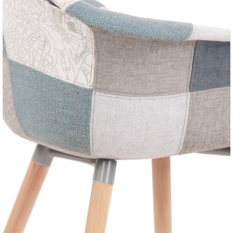 Chaise avec accoudoirs en tissu patchwork et pieds en bois naturel ELIO (Bleu, gris, beige) - image 62944